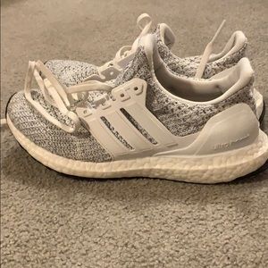 addidas ultraboosts size six great conditions